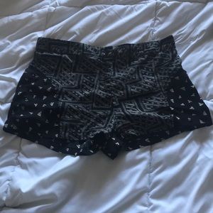 Silence + noise shorts
